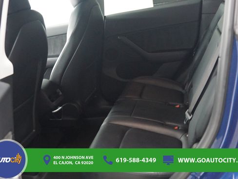 Used 2021 Tesla Model Y Long Range AWD/4WD image 14