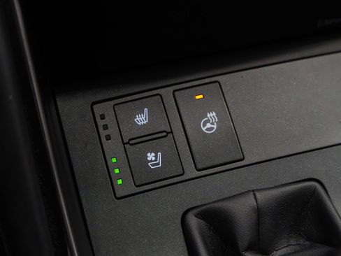 Used 2024 Lexus IS 350 F Sport RWD image 14