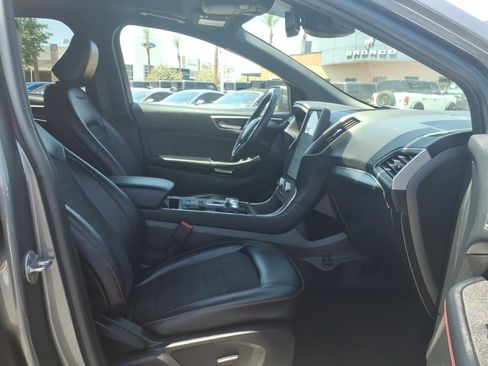 Certified 2023 Ford Edge ST-Line w/ Cargo Accessory Package AWD/4WD image 11