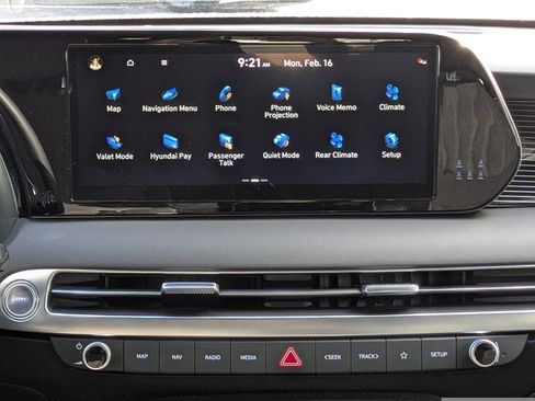 Used 2025 Hyundai Palisade Calligraphy image 21