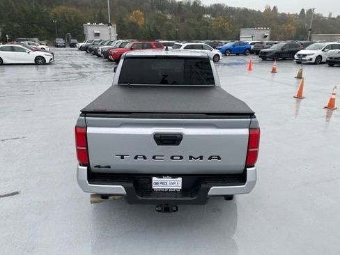 Certified 2025 Toyota Tacoma SR5 image 12