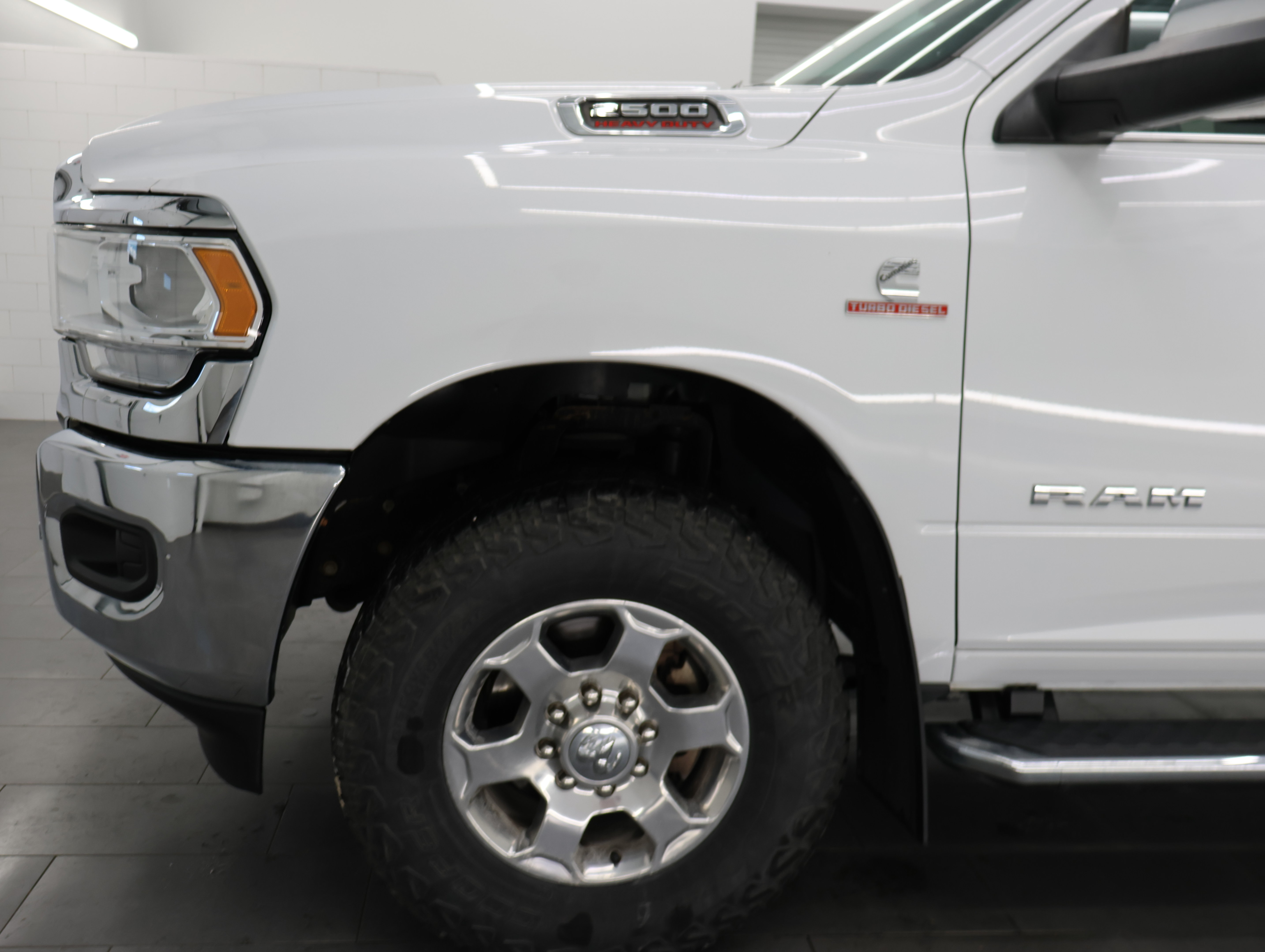 Used 2020 RAM 2500 Big Horn w/ Level 1 Equipment Group AWD/4WD image 32