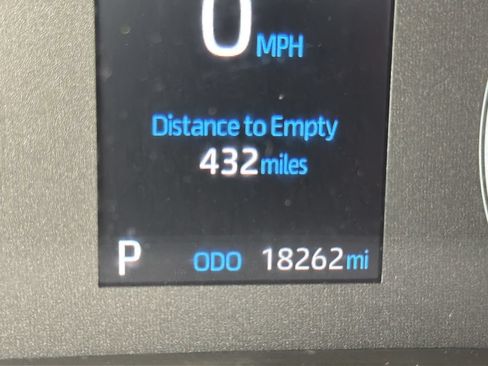 Certified 2024 Toyota Corolla SE FWD image 23
