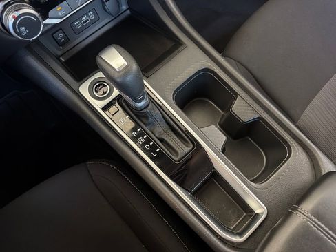 Used 2025 Nissan Sentra SV FWD image 25