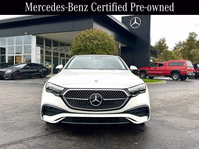 Used 2024 Mercedes-Benz E 350 4MATIC Sedan image 3