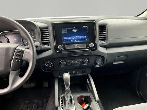 Used 2022 Nissan Frontier S w/ Technology Package AWD/4WD image 10