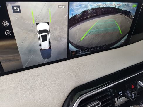 Used 2025 Nissan Armada Platinum image 35