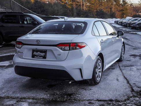 Certified 2025 Toyota Corolla LE image 5