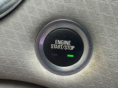 Used 2020 Chevrolet Malibu LT FWD image 19