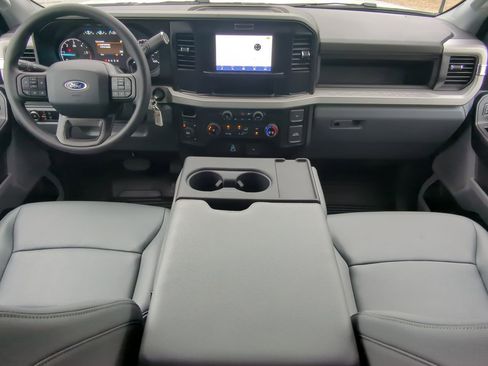 New 2025 Ford F450 4x4 Crew Cab Super Duty image 13