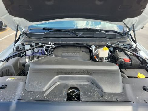 New 2026 RAM 2500 Tradesman AWD/4WD image 17