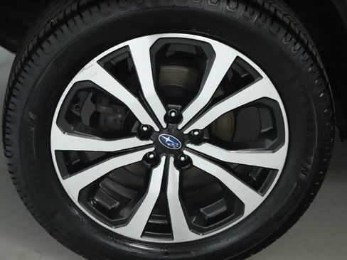 Certified 2022 Subaru Forester Limited image 12