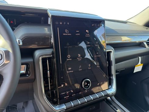 New 2026 GMC Yukon Elevation image 12