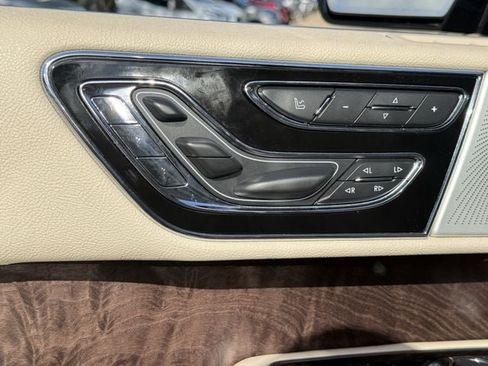 Used 2020 Lincoln Navigator Reserve w/ Luxury Package AWD/4WD image 28
