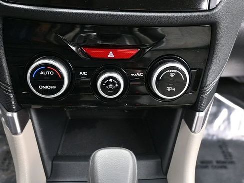 Used 2019 Subaru Forester Premium image 15