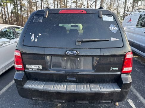 Used 2011 Ford Escape XLT w/ 203A Rapid Spec Order Code image 27