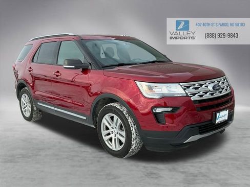 Used 2019 Ford Explorer XLT w/ Equipment Group 202A image 1