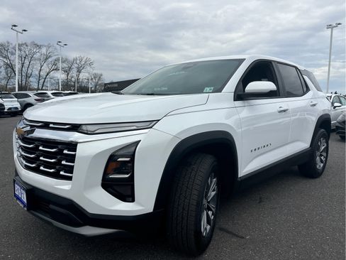 Certified 2025 Chevrolet Equinox LT image 5