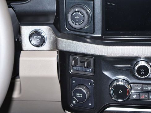 New 2026 Ford F350 Platinum w/ Platinum Plus Package image 23