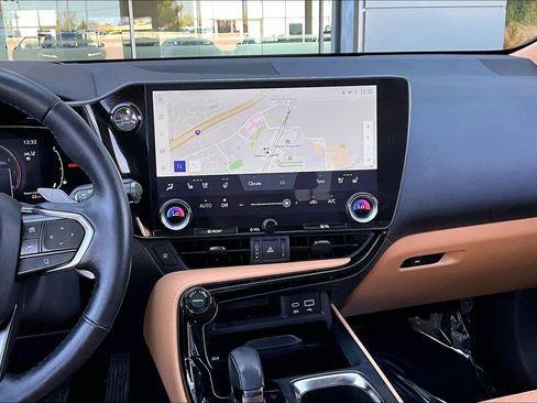 Used 2024 Lexus NX 350 AWD w/ Vision Package image 7