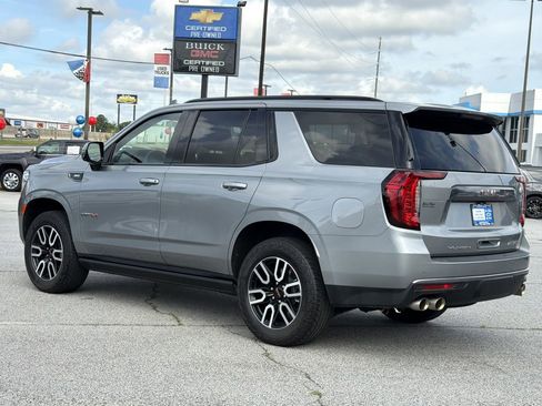 Used 2024 GMC Yukon AT4 w/ AT4 Premium Plus Package AWD/4WD image 23