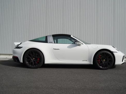 Used 2024 Porsche 911 Targa 4 GTS AWD/4WD image 9