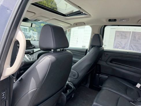 Used 2025 Honda Odyssey EX-L image 16