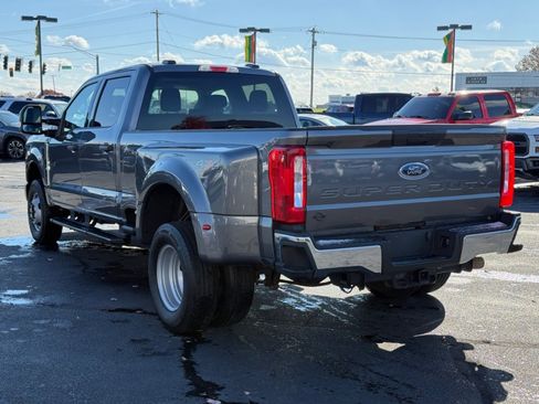 Used 2024 Ford F350 XLT image 6