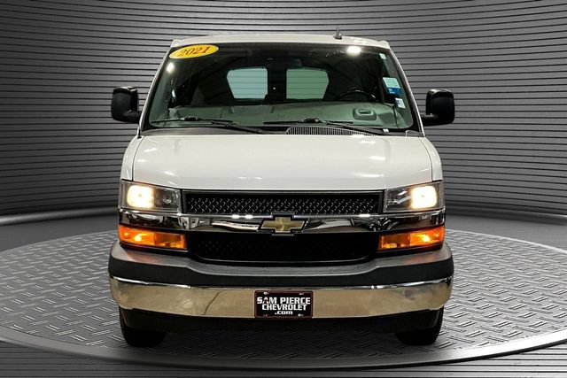Used 2021 Chevrolet Express 2500 LT w/ LT Preferred Equipment Group RWD image 2