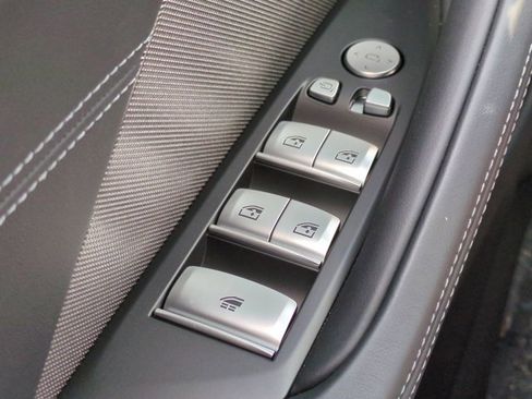 Used 2024 BMW M8 Competition image 21