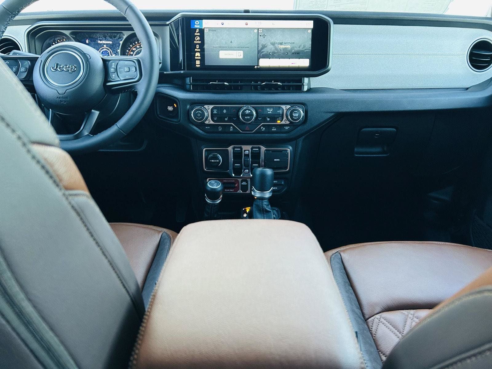 New 2025 Jeep Wrangler Unlimited Sport AWD/4WD image 28