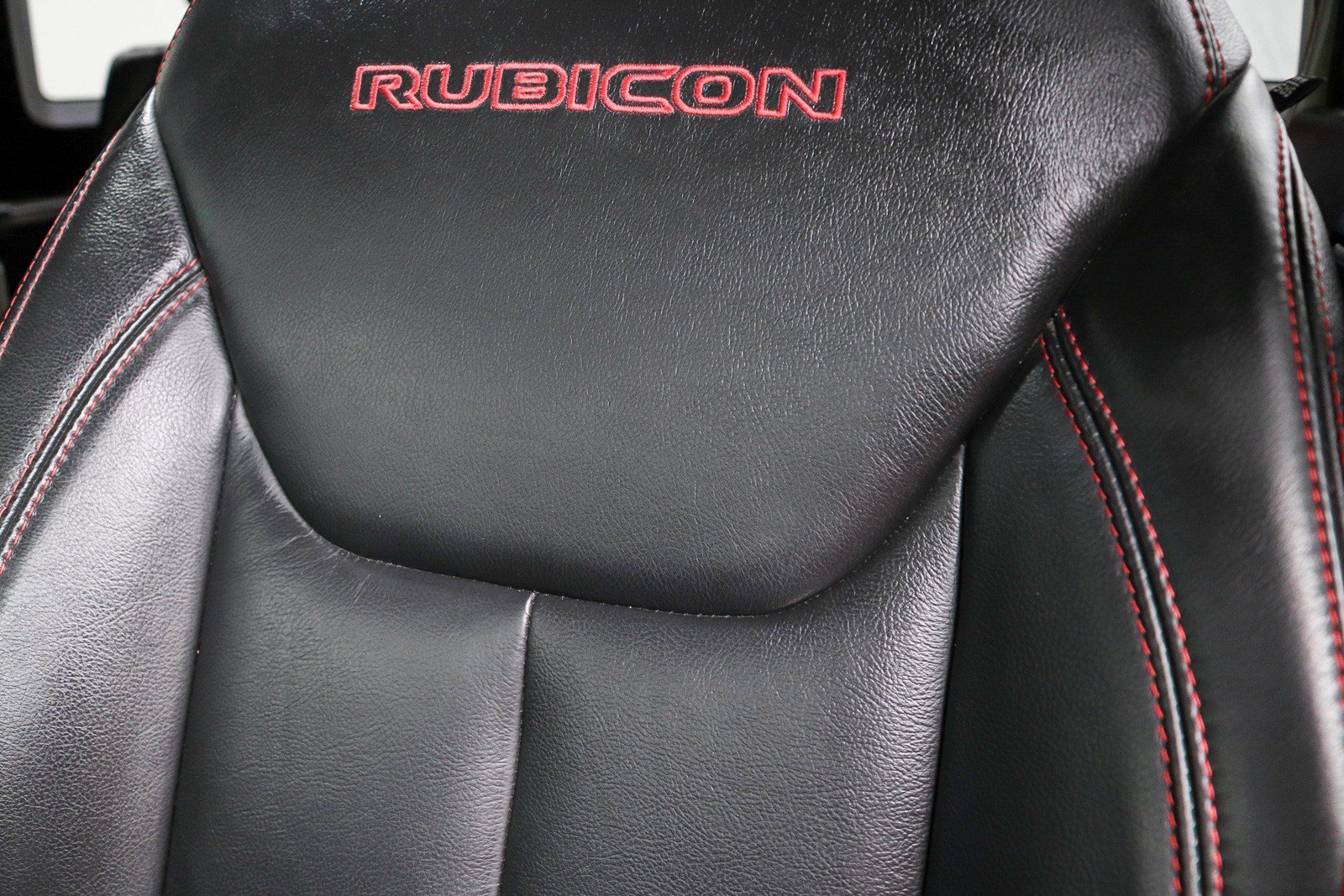 Used 2018 Jeep Wrangler Unlimited Rubicon AWD/4WD image 27