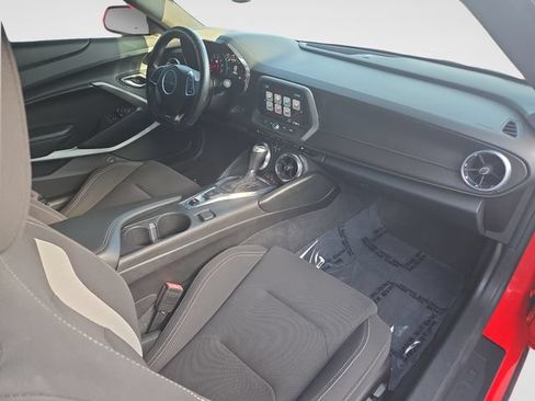 Used 2017 Chevrolet Camaro SS RWD image 29