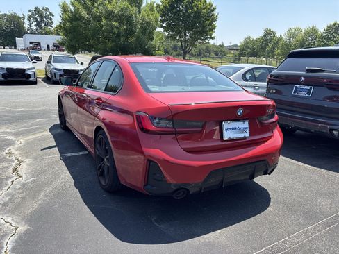 Used 2024 BMW 330i Sedan w/ M Sport Package RWD image 18