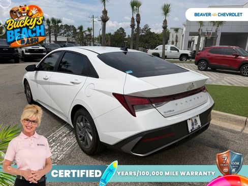 Used 2024 Hyundai Elantra SEL FWD image 6