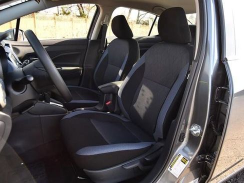 New 2025 Nissan Versa SV image 18