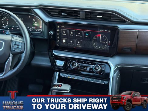 Used 2025 GMC Sierra 1500 Denali Ultimate image 35