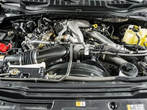 Used 2022 Ford F350 Platinum w/ Tremor Off-Road Package image 24