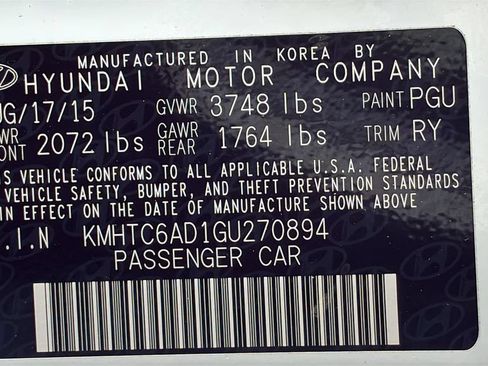 Used 2016 Hyundai Veloster FWD image 37
