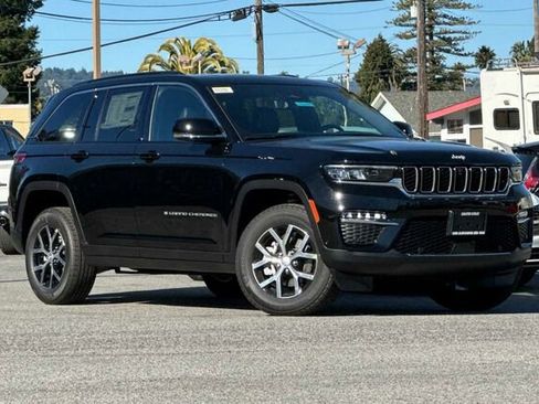New 2025 Jeep Grand Cherokee Limited w/ Luxury Tech Group II AWD/4WD image 2