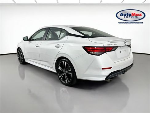 Used 2021 Nissan Sentra SR w/ SR Premium Package image 6