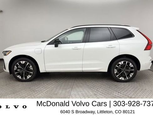 New 2026 Volvo XC60 T8 Plus w/ Climate Package AWD/4WD image 5