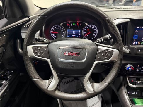 Used 2024 GMC Terrain SLE w/ Driver Convenience Package FWD image 21