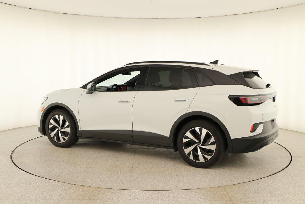 Used 2024 Volkswagen ID.4 2WD image 3