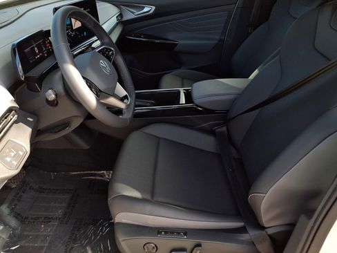 Used 2024 Volkswagen ID.4 S image 14