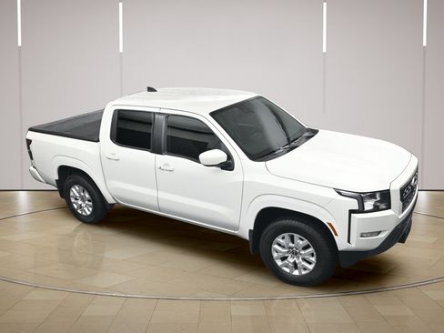Used 2023 Nissan Frontier SV w/ SV Convenience Package RWD image 31