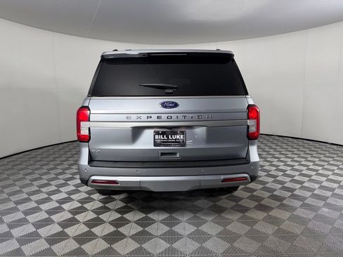 Used 2024 Ford Expedition XLT AWD/4WD image 8