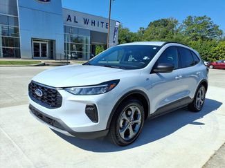 Used 2025 Ford Escape ST-Line image 1