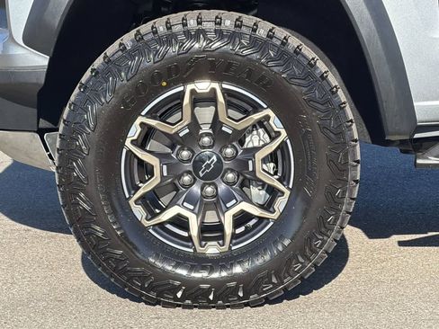 New 2026 Chevrolet Colorado ZR2 w/ Technology Package image 31