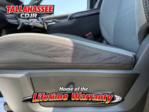 Used 2024 RAM 3500 Big Horn AWD/4WD image 14